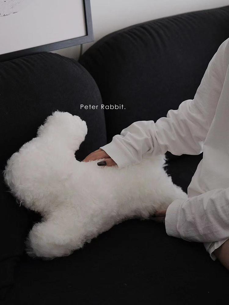 수심 토끼 쿠션(2 color) 양털 유니크 방석 래빗 허리 베개 팔꿈치 인테리어 소품