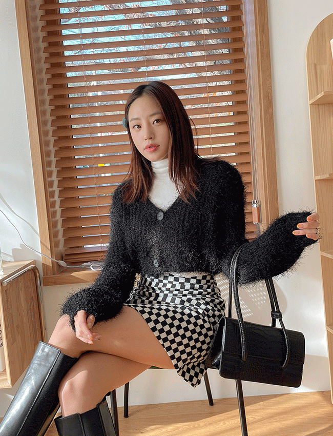 브릴즈 부클 크롭가디건