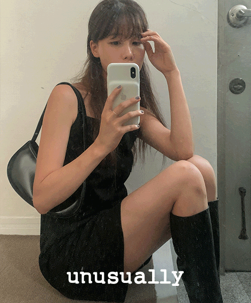 주문폭주🎉 (unusually) black mini dress *당일발송가능*