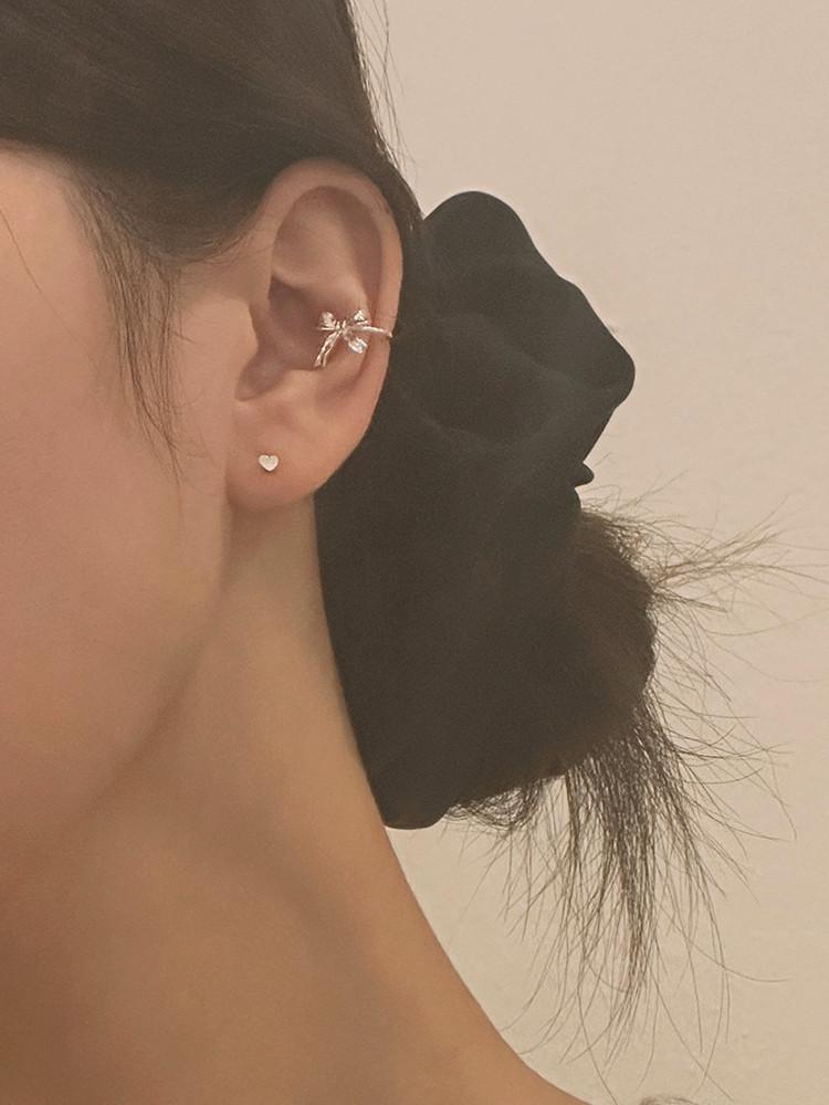 (실버925) kira earcuff 리본 이어커프 은 귀찌