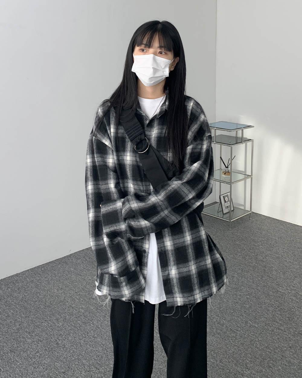 [Unisex] 디퍼 컷팅 오버 체크 셔츠