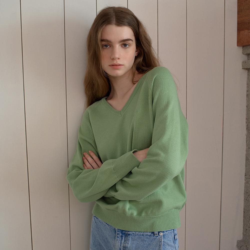 Basic V-neck Raglan Knit Pullover VC2412PO102M