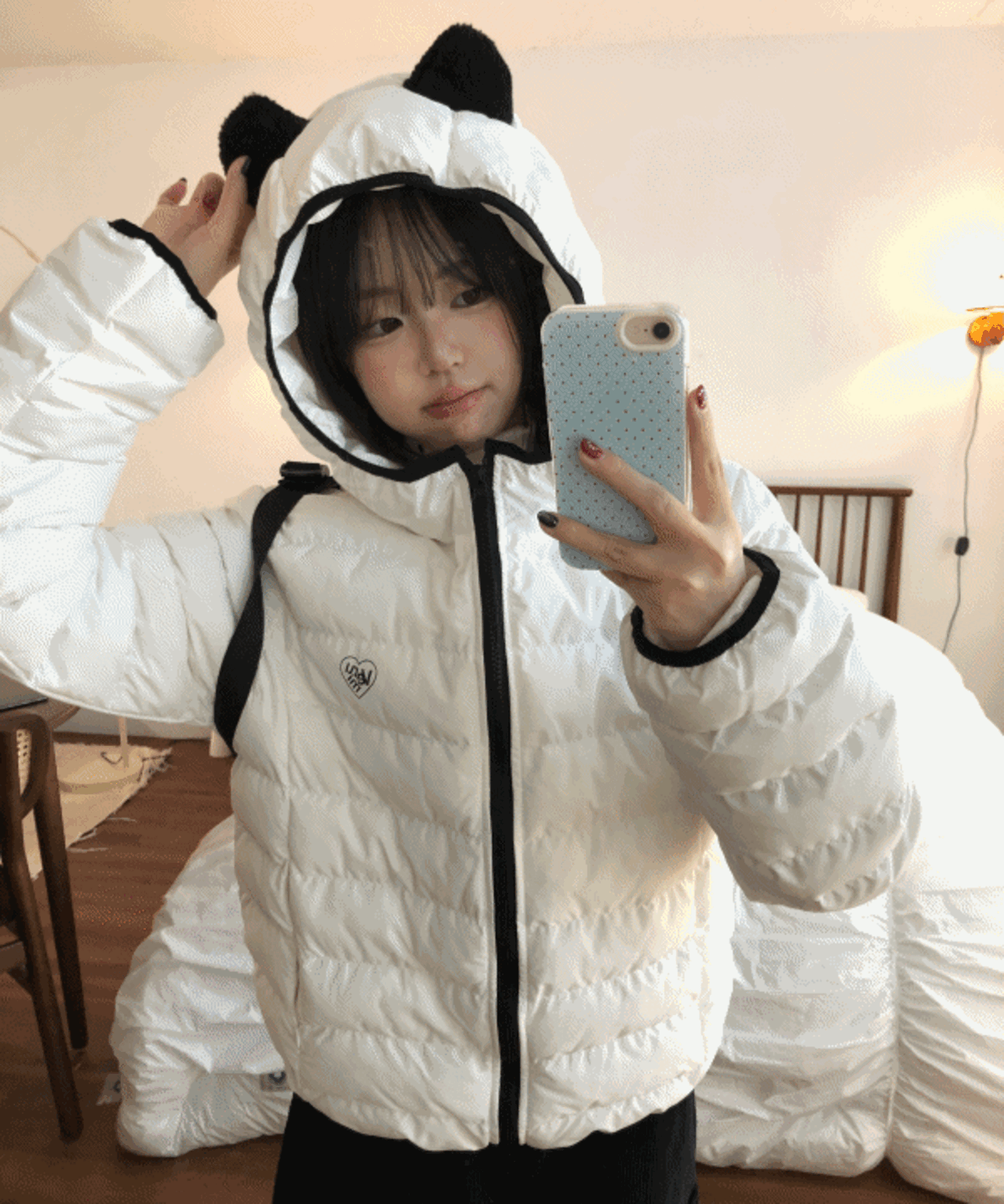 팬더 배색 웰론 숏 경량 패딩