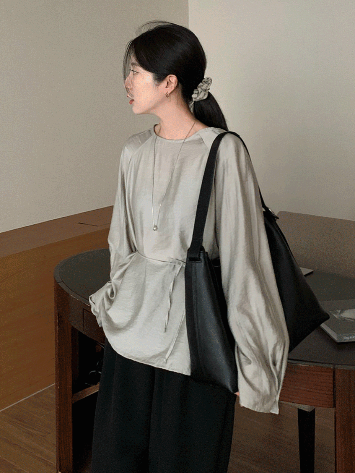 어리틀빗 hansel 2way blouse (3color) 주문폭주!