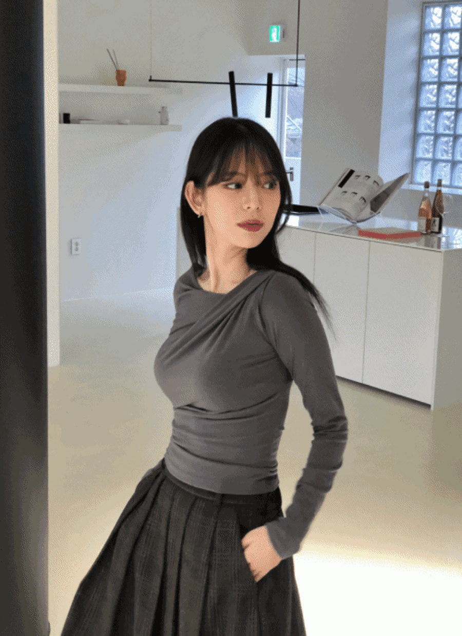 Ariella T 아리엘라 오프숄더 티 셔링티 긴팔 슬림핏