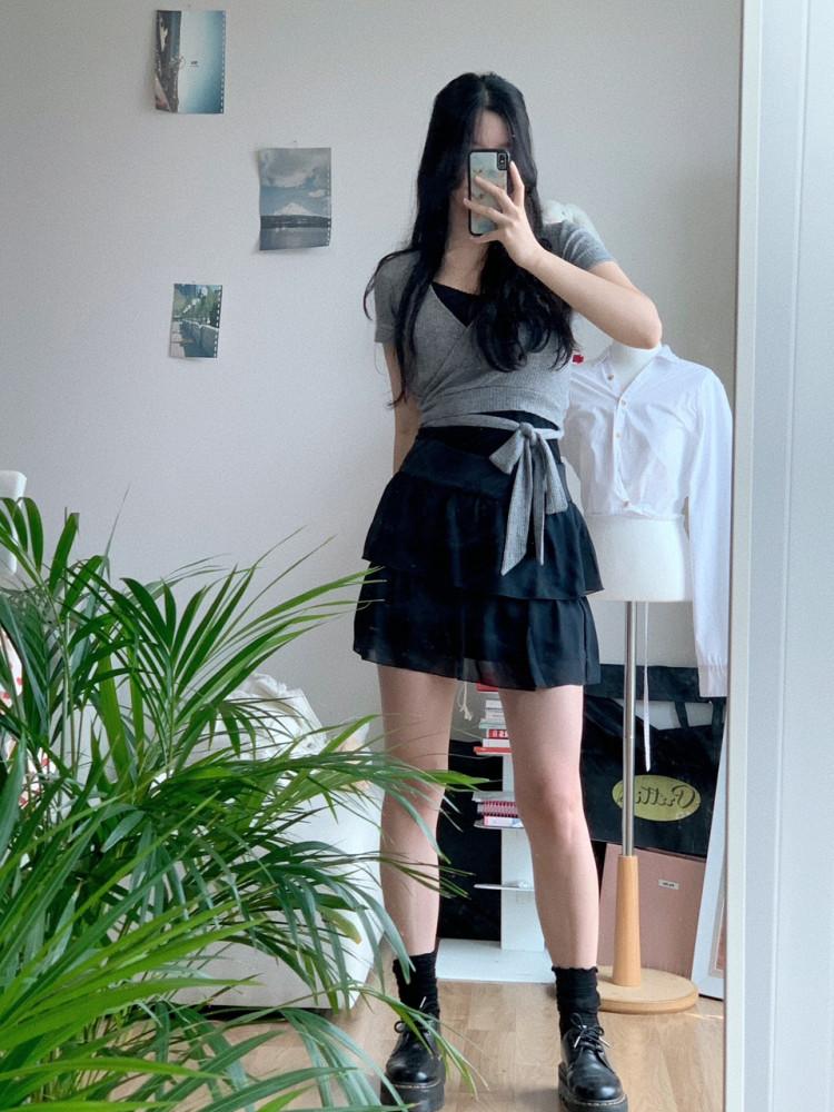 [중고] 372. Uniqlo black frill skirt (27)