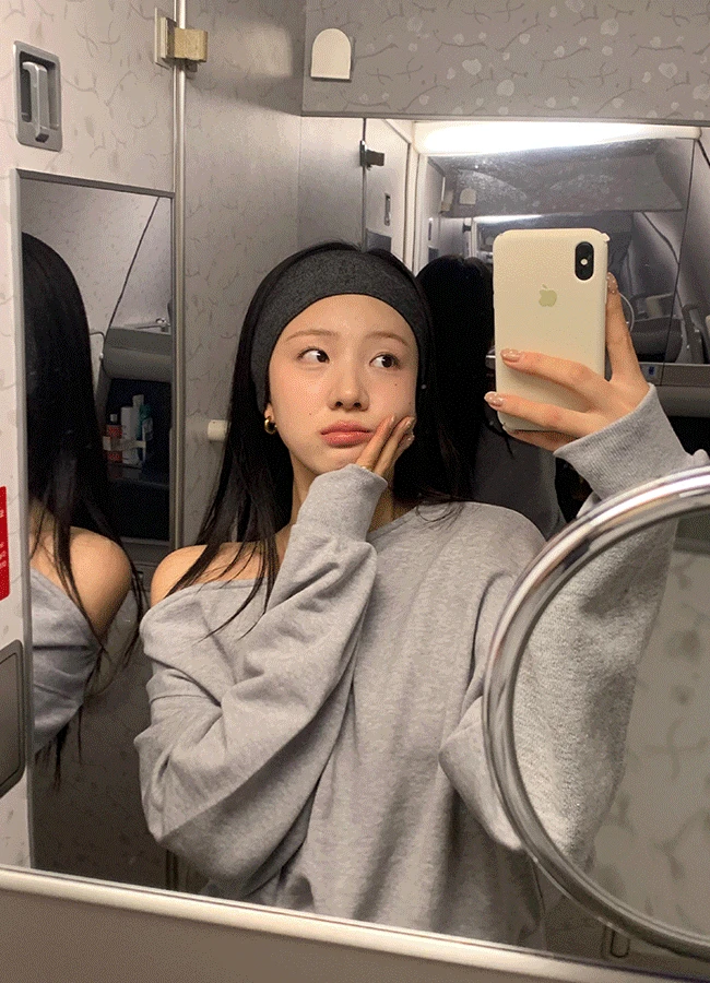 [모델소장] Off shoulder mtm (4color)