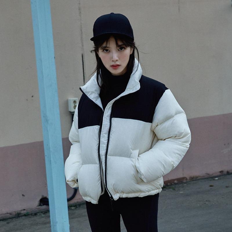 클라이드앤 여성 배색 다운 점퍼 FMDDU915F