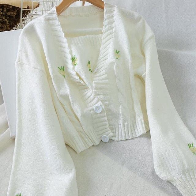 Blackpink Jennie Floral Knit Cardigan Top Set (White/Black/Purple) - White