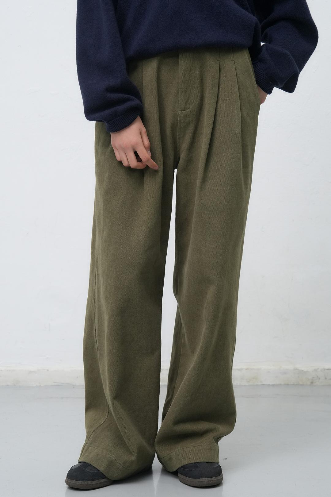 WOMAN 루즈핏 투턱 코튼 팬츠 [KHAKI]