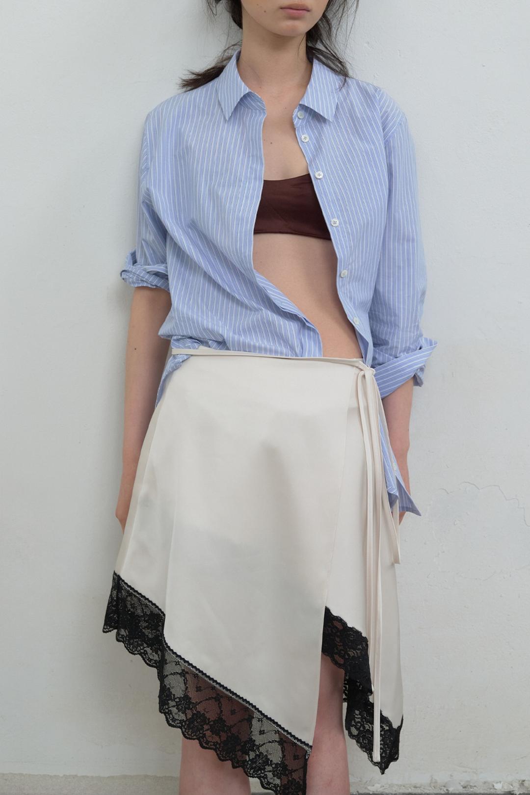 ELIOR LACE SPIRAL SKIRT (CREAM)