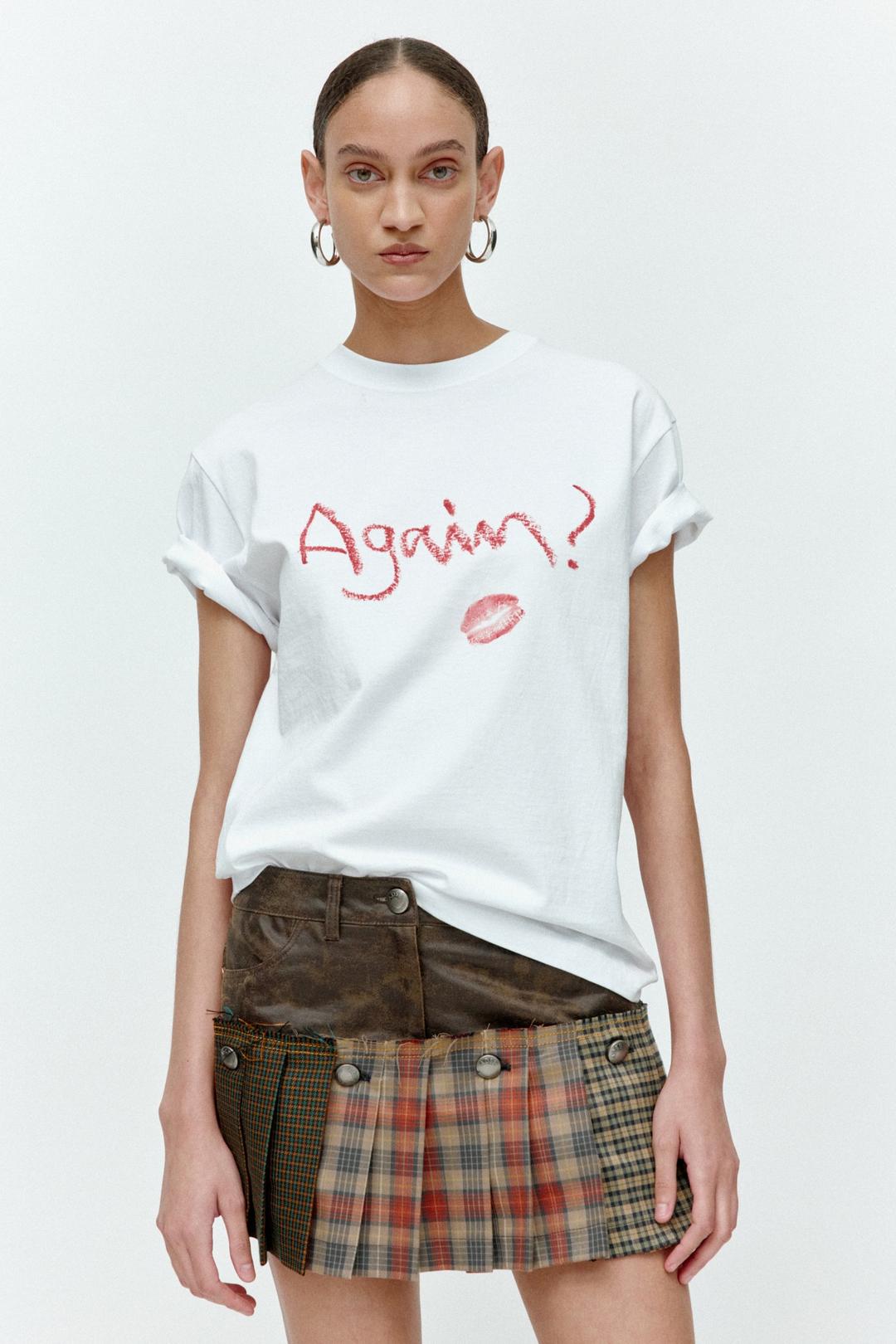 (ESSENTIAL) UNISEX AGAIN LIP T-SHIRT atb1406u(WHITE)