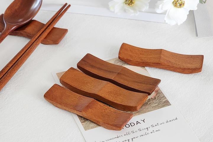 우드 수저받침 물결