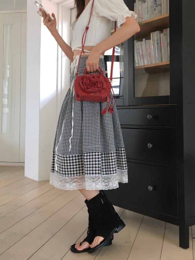 kiwi lace skirt