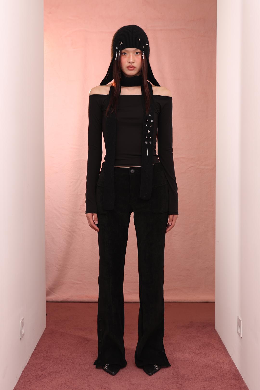 BUTTON SLIT BOOTCUT TROUSERS