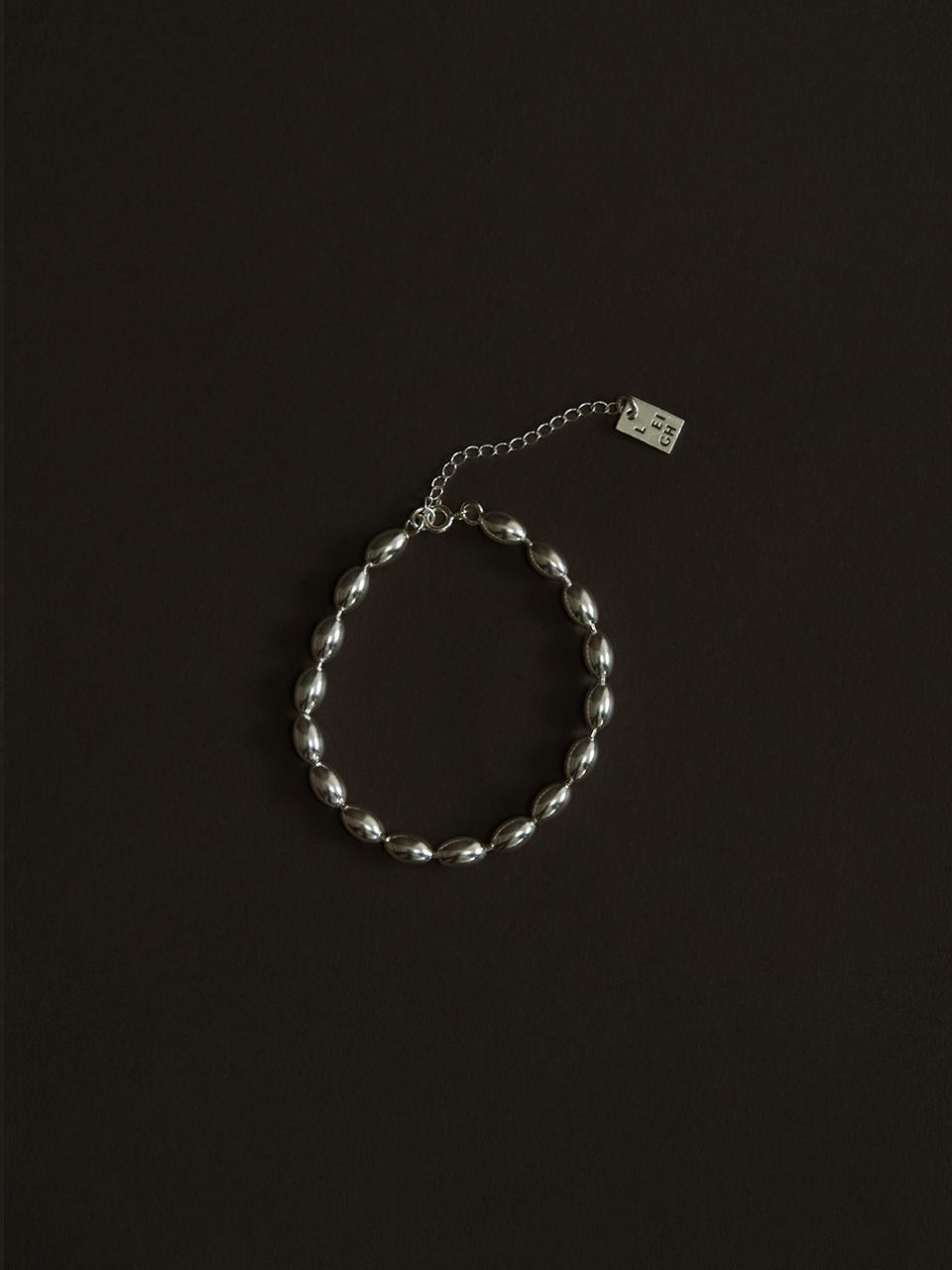 EGG BRACELET 005