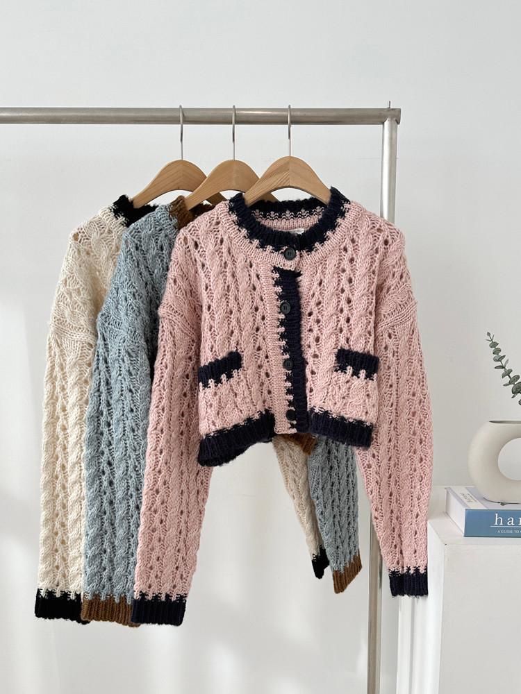 (무료배송) 보미드 배색크롭 가디건