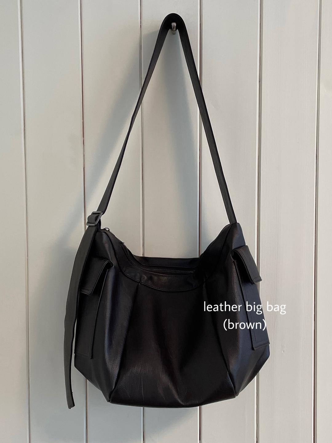 (md추천/유니크) 빈티지 레더 빅 카고 크로스백