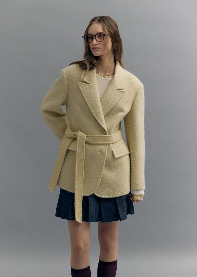 [3차 리오더] PEAKED DOUBLE HALF JACKET(butter beige) [차지혜, 박하나 착용]