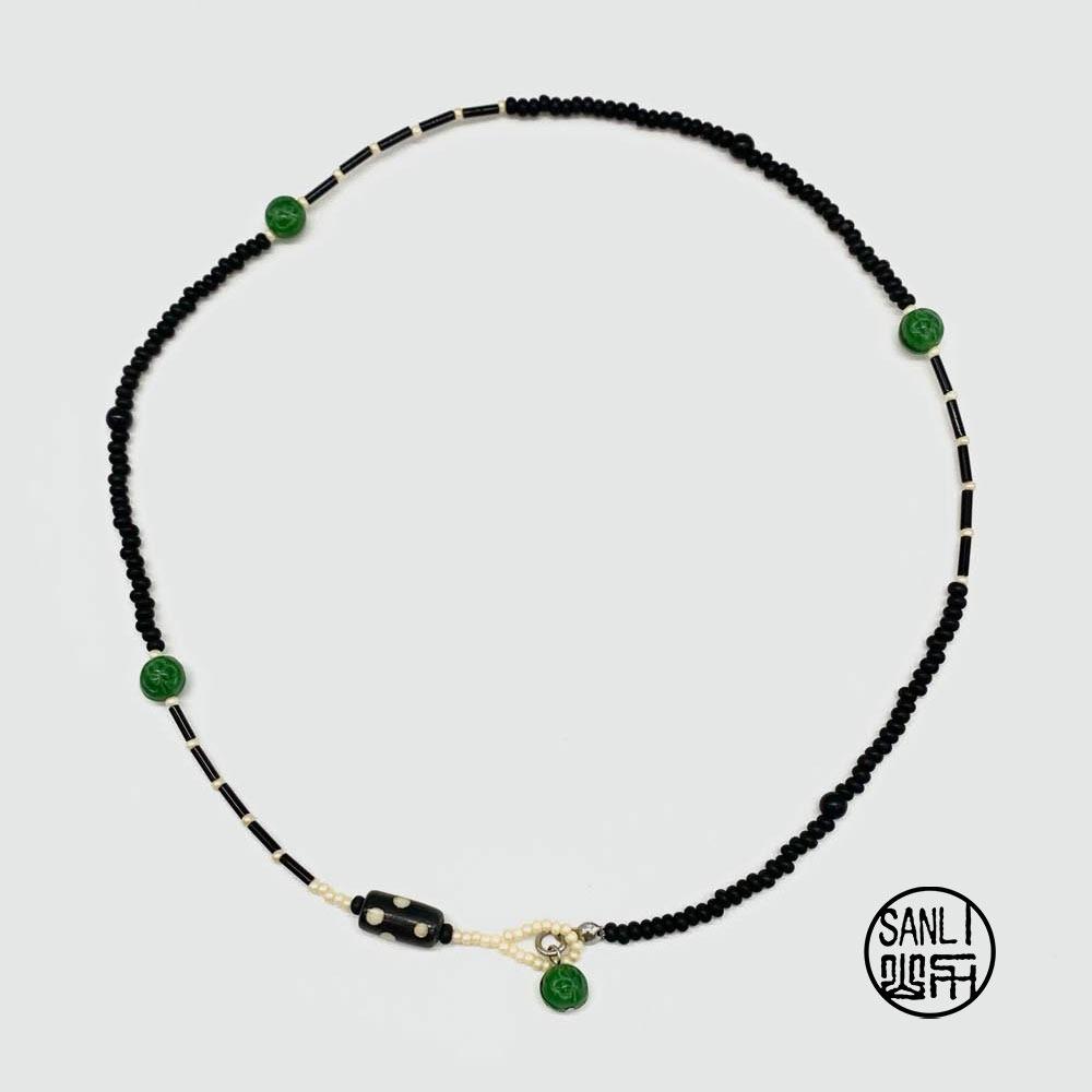 Dot clover necklace (green)