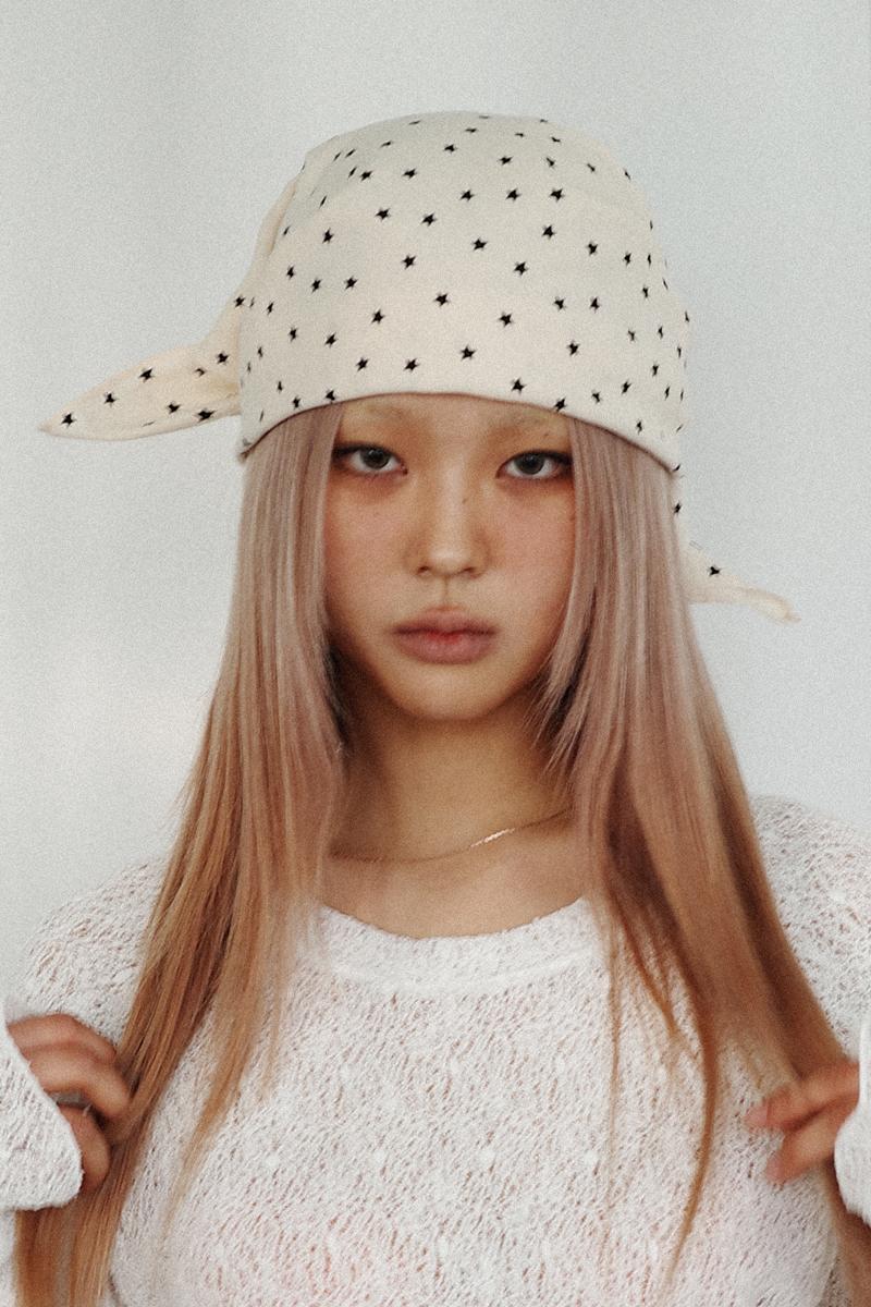 [2차/6월26일예약배송]Star Square Scarf (ivory)