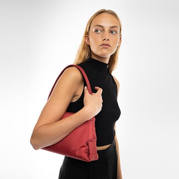 비건 스케이프(SCAPE) SM Matte Twill Brick Red_HVISK