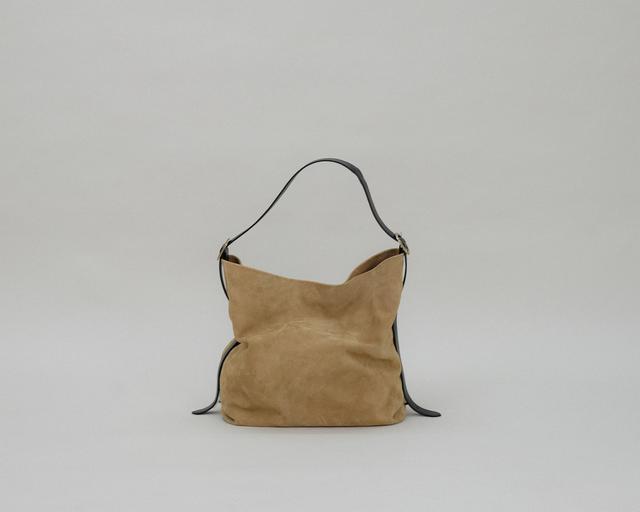 At My Fingertip ホーボーバッグ Belted Suade Carryall Medio 앳마이핑거팁 Belted Suede Carryall Grande - 위시버킷
