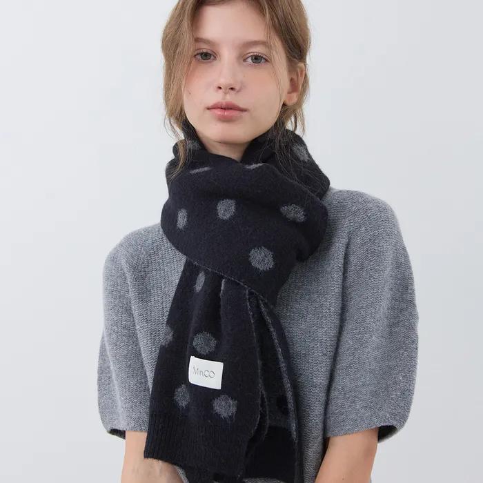 [5차리오더][29CM단독] 도트 니트 머플러 (charcoal black)