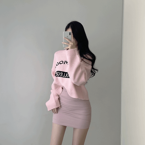 (러블리청순ღ,몽글따뜻!!) 로덴 라운드 크롭 레터링 니트 4color