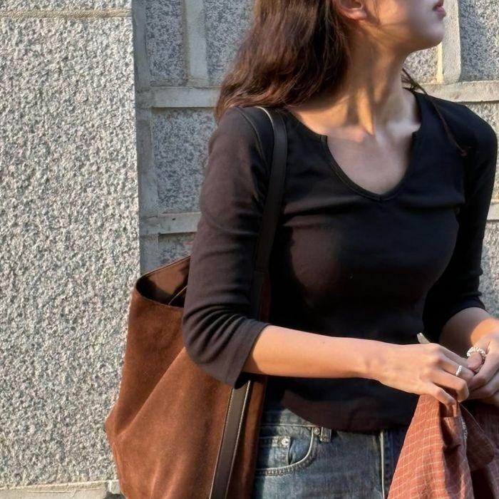 C 90S LINE SLIT NECK T-SHIRT_3COLORS