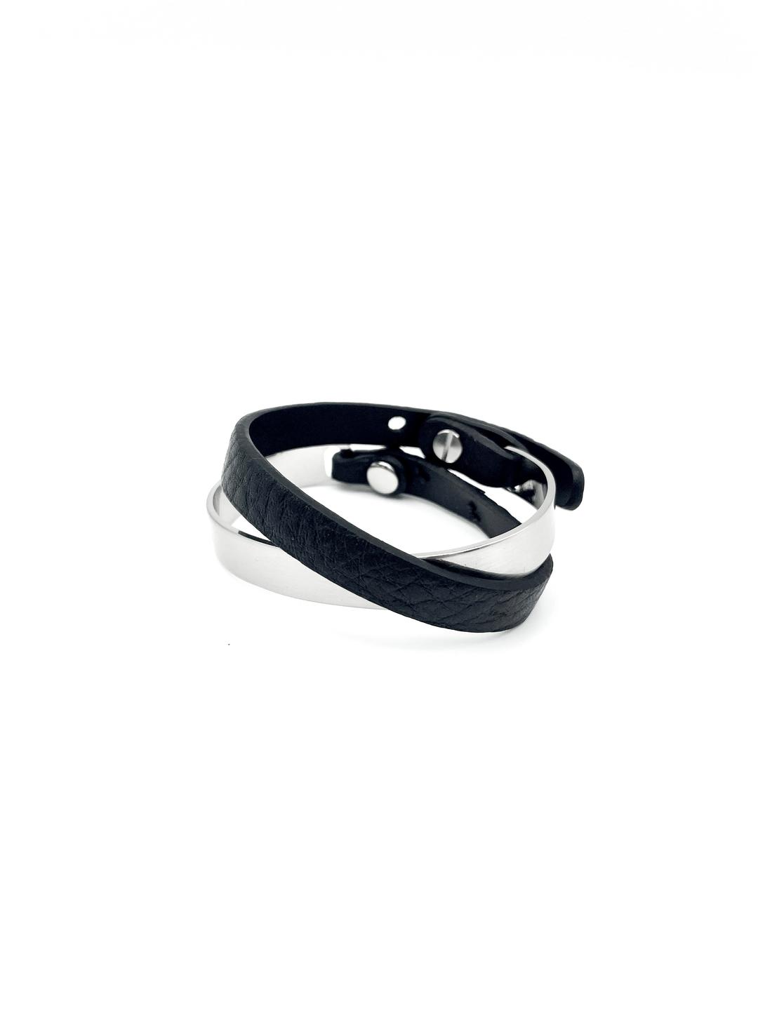 LEATHER BRACELETS 03