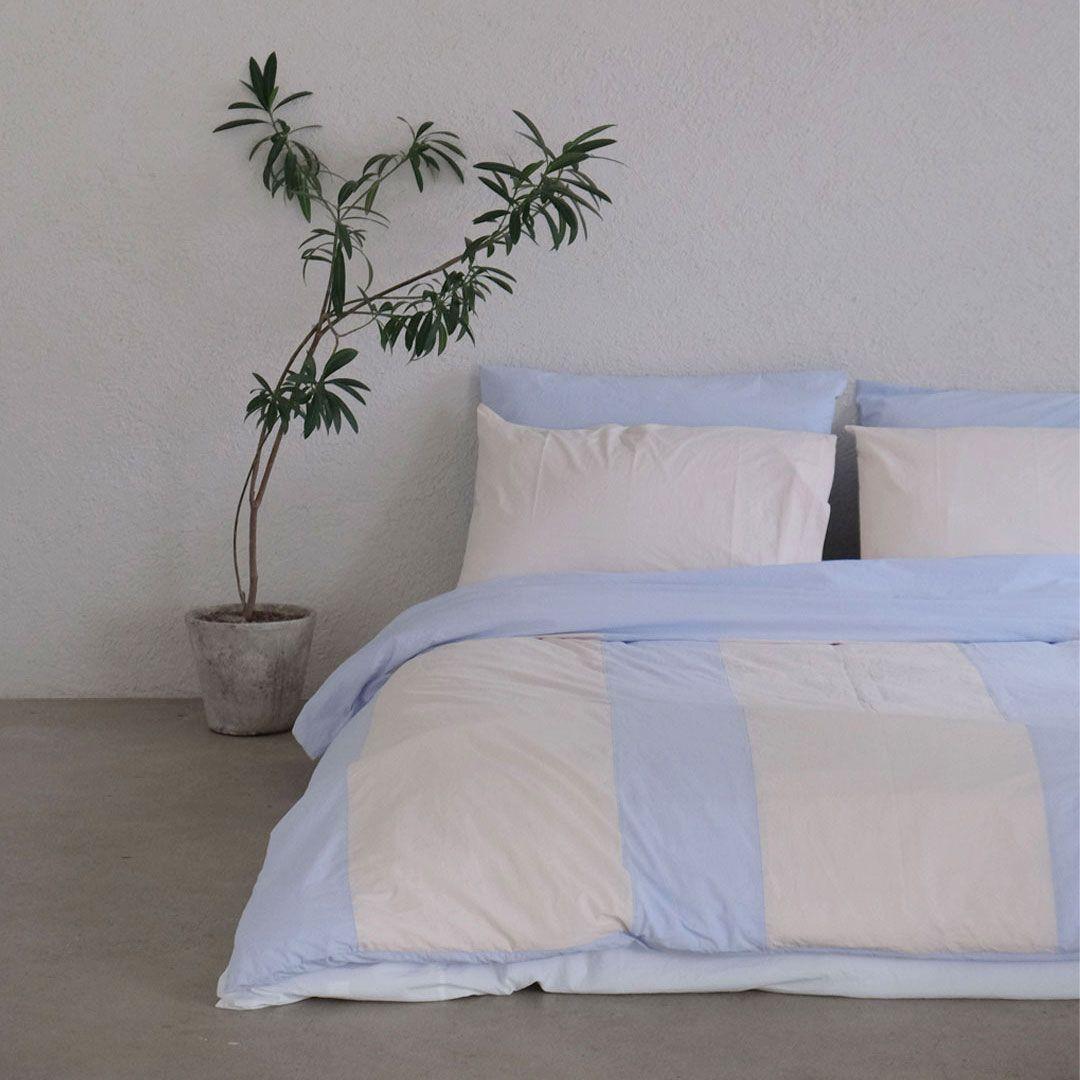 FLOW_ Air duvet cover (cream/light blue)