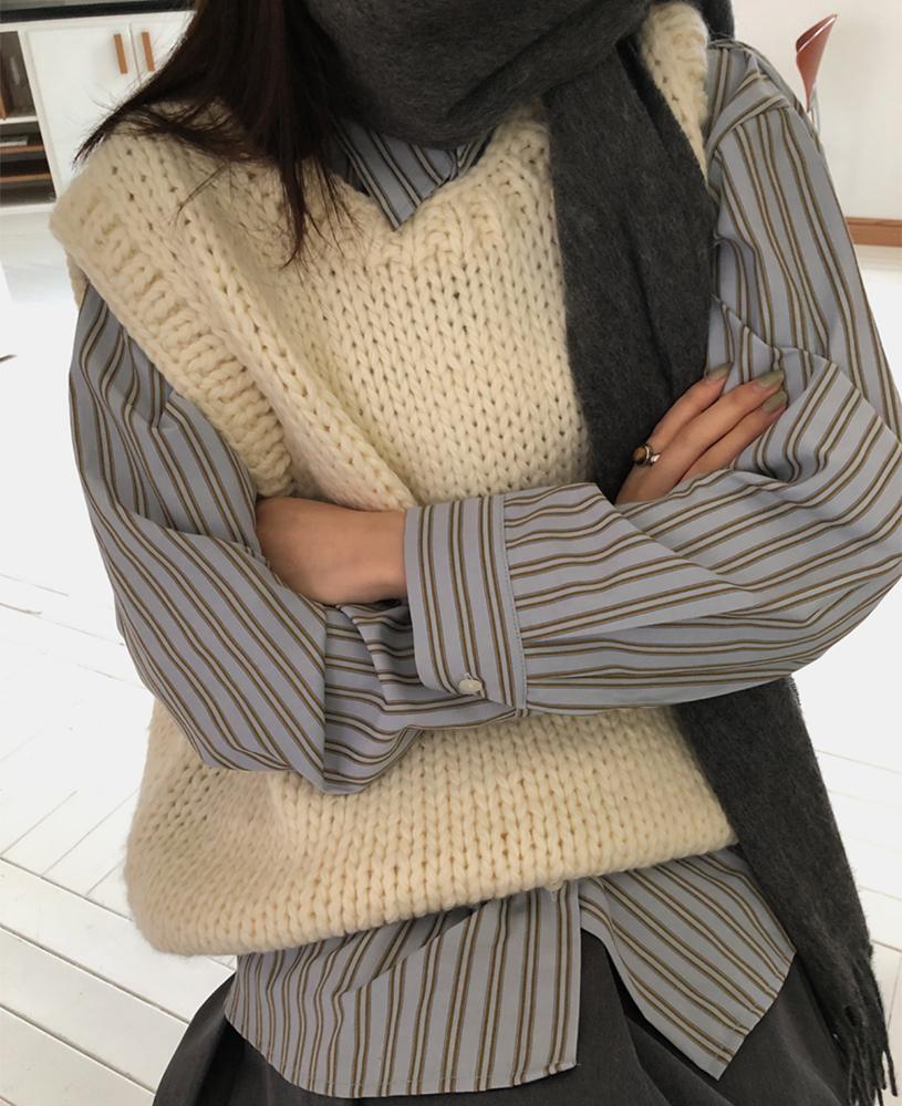 메이비베이비 Reference Shirt (2colors)