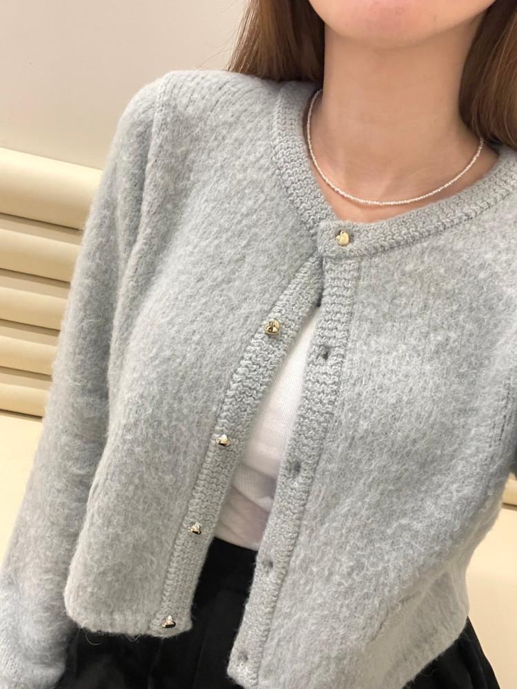 러블리 알파카 울 크롭 하트 버튼 가디건 ( 3color )