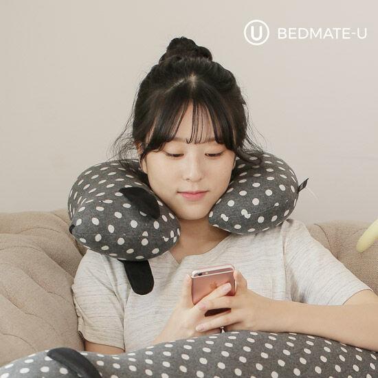 베드메이트유 닥스훈트 목베개 목쿠션