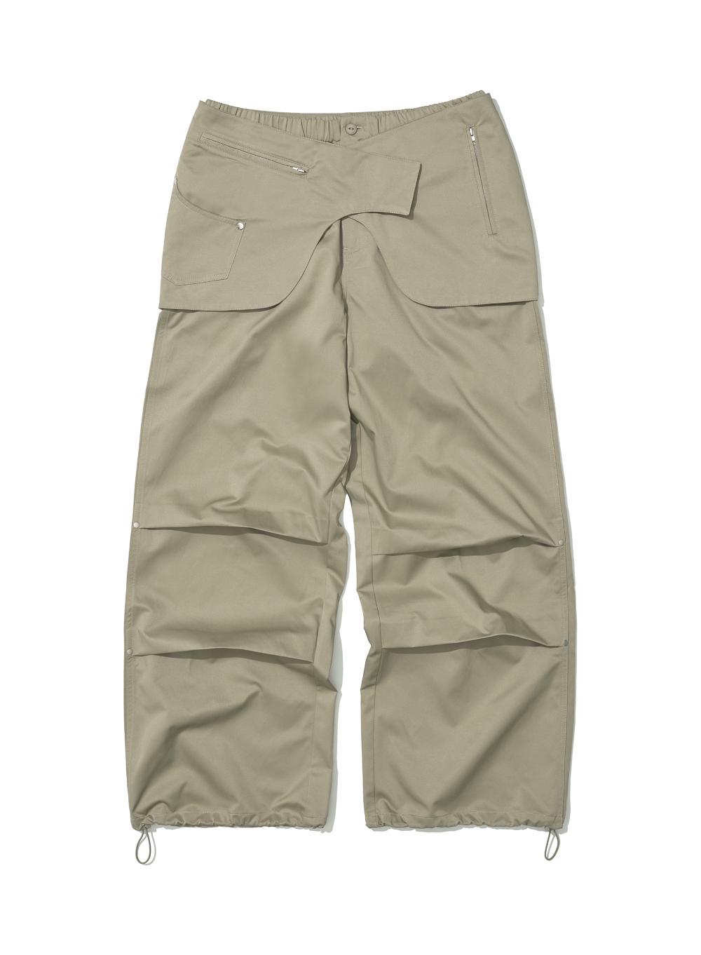 [WOMEN] 2WAY BELTED LAYERED PARACHUTE PANTS_KHAKI BEIGE