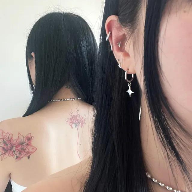 one twinkle earring