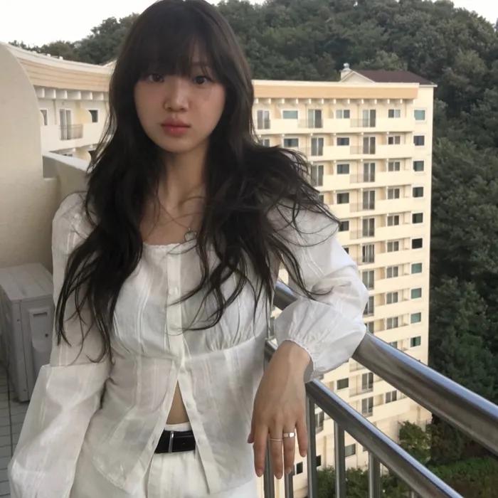 A SQUARE NECK LACE LONG SLEEVE BLOUSE_IVORY