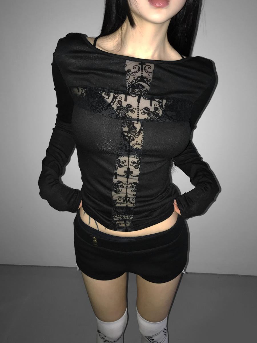 디에어타운 cheska cross top