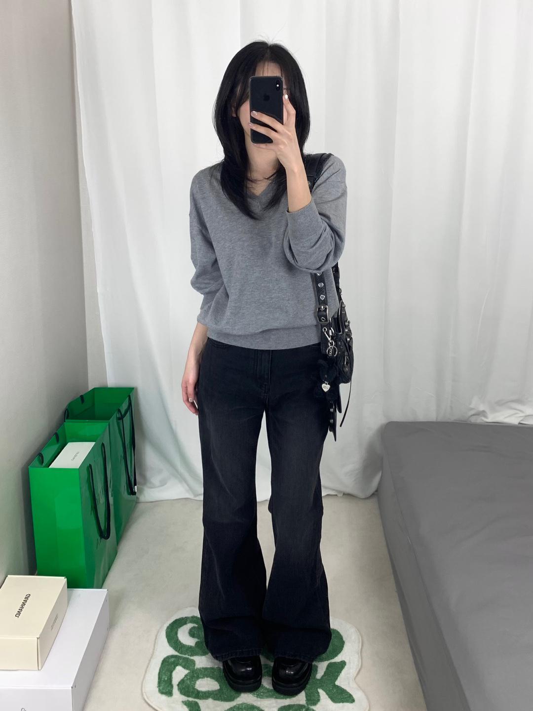 유데모닉 [oot/ootj] 흑청 세미 부츠컷 데님 팬츠