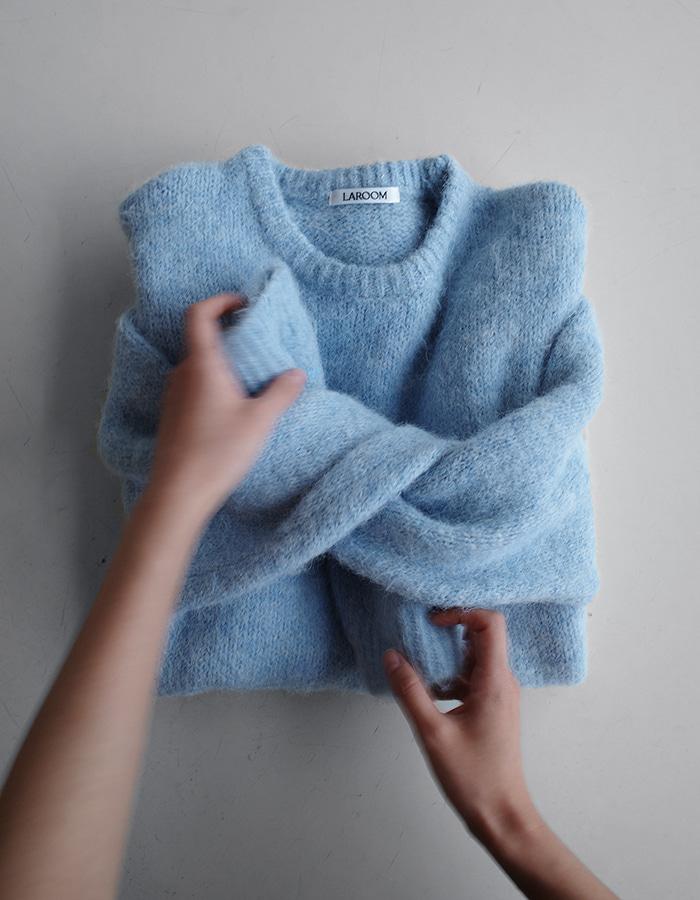 [by LAROOM] 허그니트