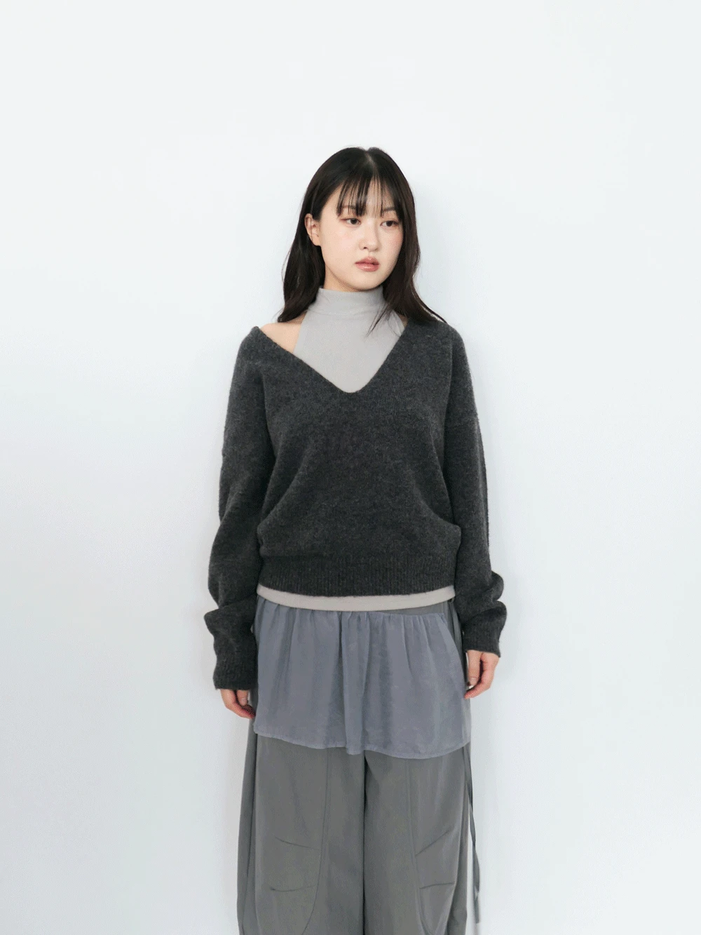소프 브이넥 니트 (3c)