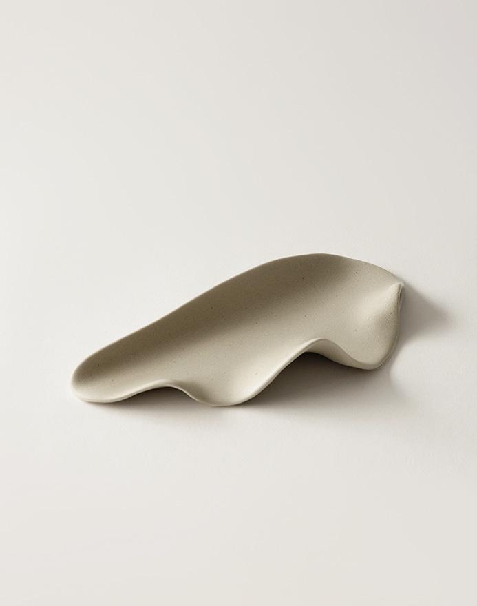 HIN｜Leaf Plate · Soil Beige