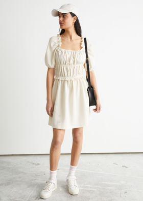 볼류미너스 퍼프 슬리브 미니 드레스