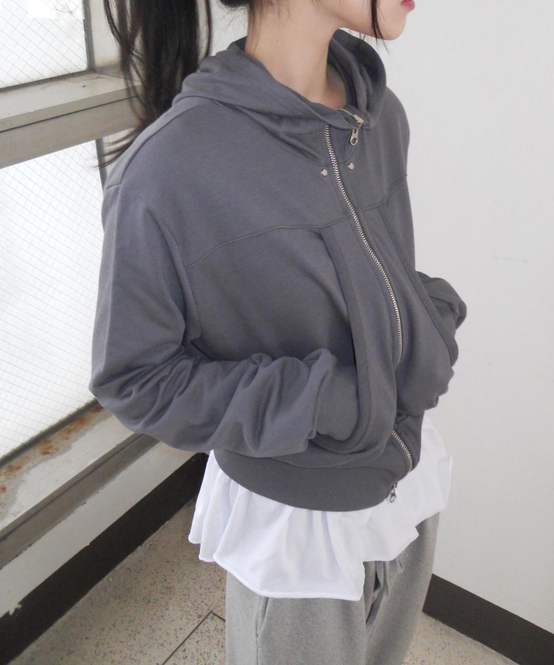 stud hood zip-up