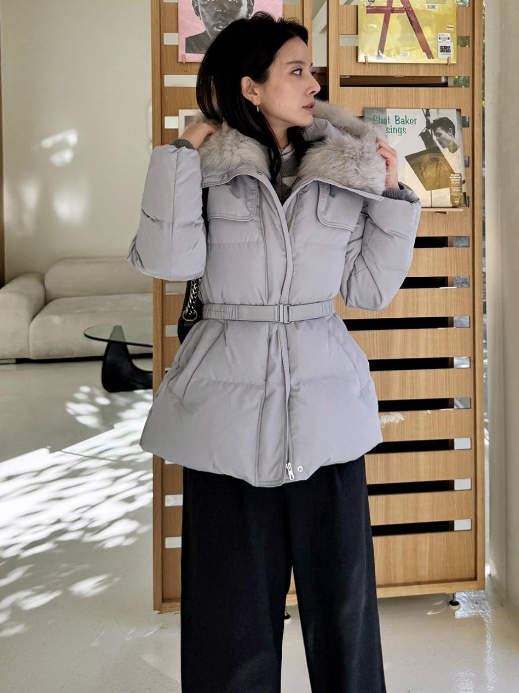 [크리에이터픽]자수포인트 벨티드 구스다운 코트 S254M851