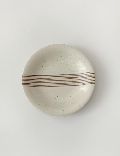 스트라이프 플레이트