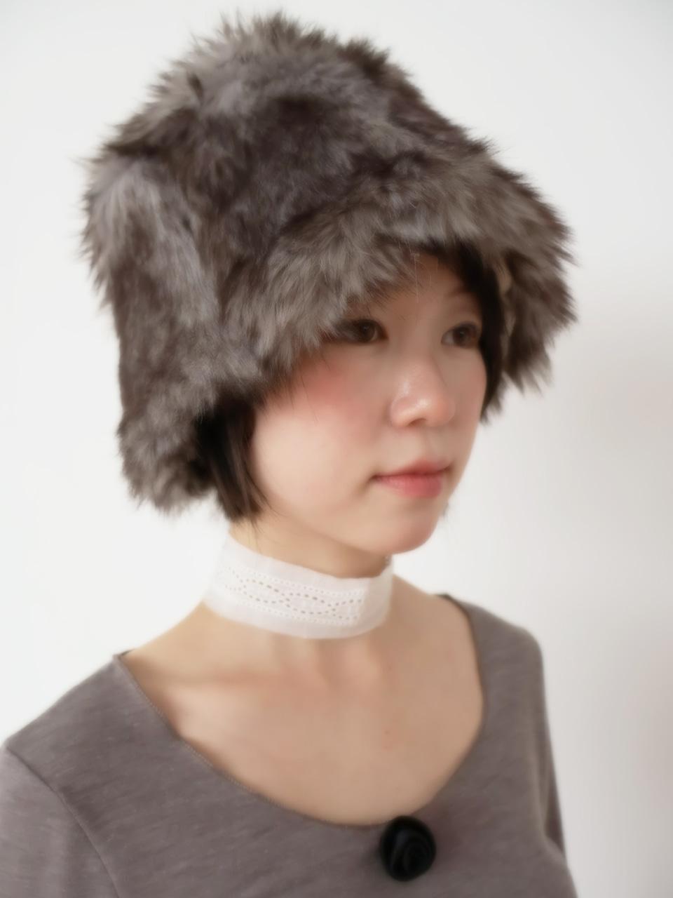 POIU FUR BUCKET HAT ASH GRAY
