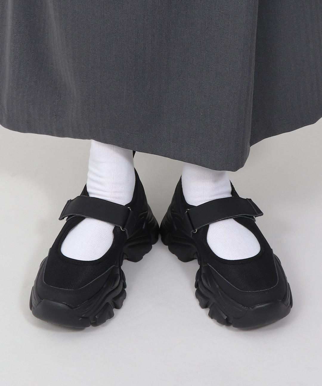 ボリュームソール メリージェーン スニーカー