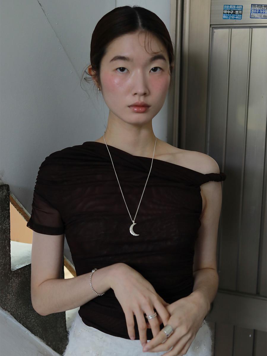 Rugged moon necklace